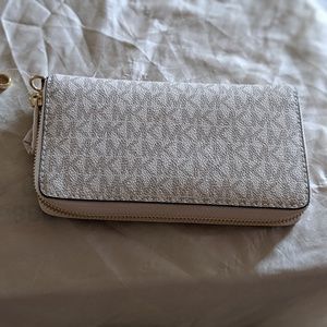 MICHAEL Adele Logo Smartphone Walle